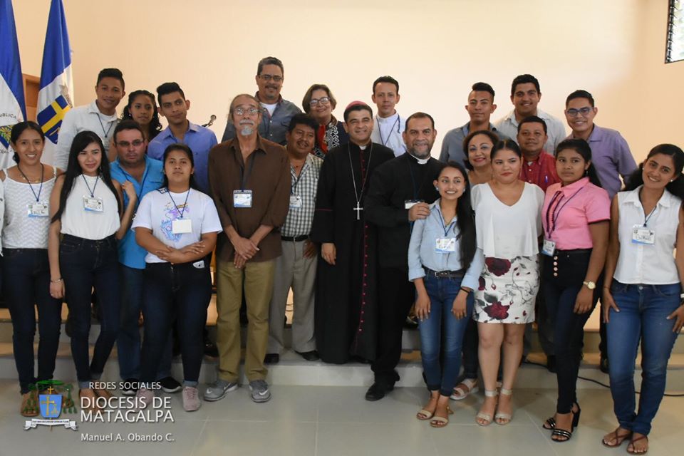 Universidad de Matagalpa rinde homenaje a periodistas