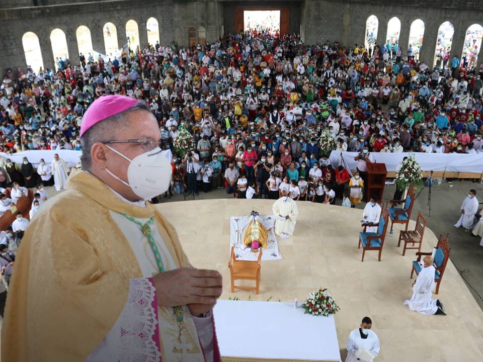 Monseñor Isidoro es consagrado obispo y toma posesión de la diócesis de Siuna 