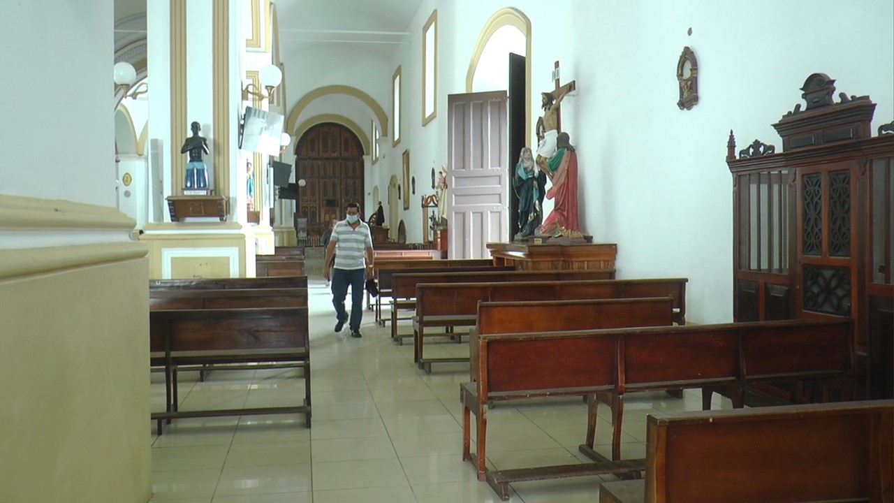 La iglesia católica actúa con sabiduría frente al estado de la pandemia, dice la feligresía 