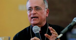 Obispo Silvio Báez, el egoísmo y ambición envenenan el corazón