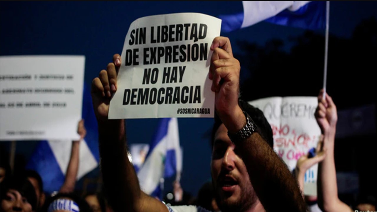“Criminalización” de la prensa aumenta en América Latina