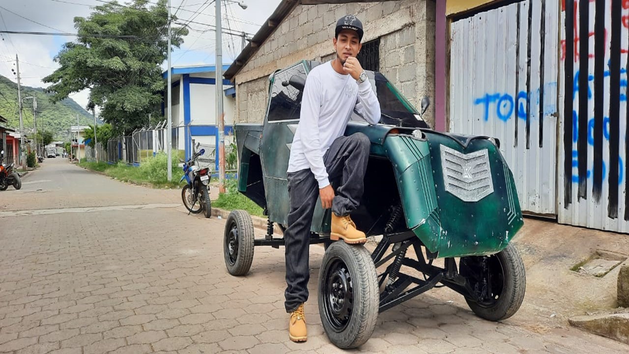 Joven innovador de la ciudad de Jinotega crea su propio automóvil  