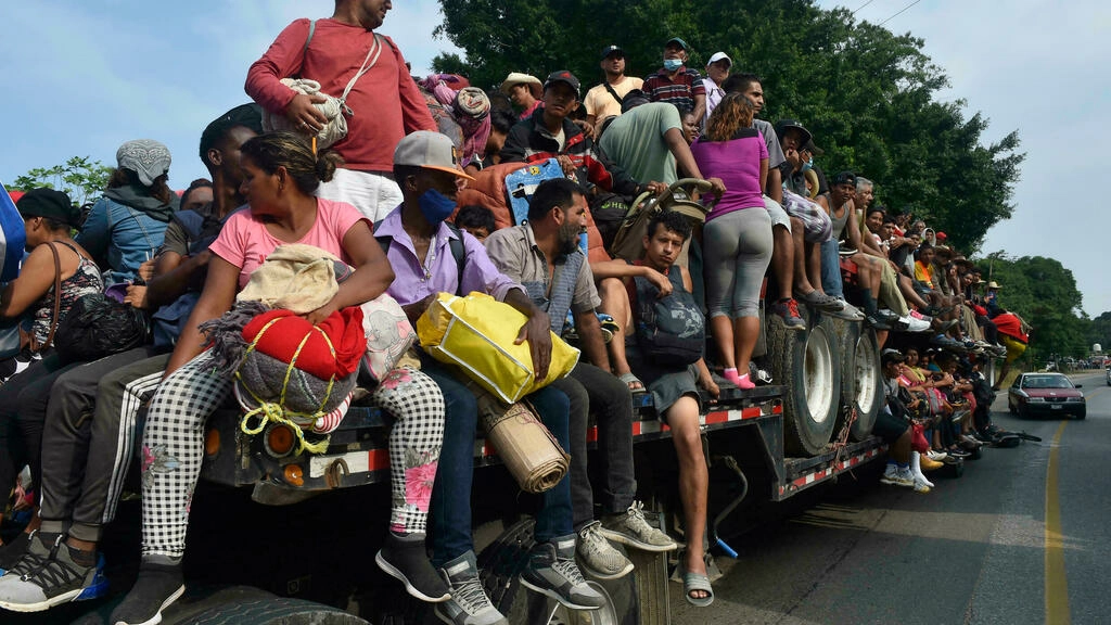 "Quédate en México": EE.UU. y México renuevan el polémico programa de la era Trump para los que piden asilo