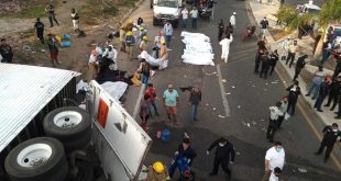 Sube a 54 los fallecidos en accidente de tránsito en Chiapas México