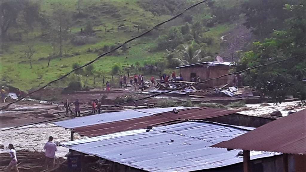 Al menos cinco fallecidos en deslave en Jinotega 